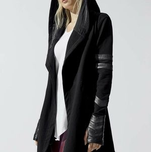 NWT Carbon 38 Maitri Traveler Jacket